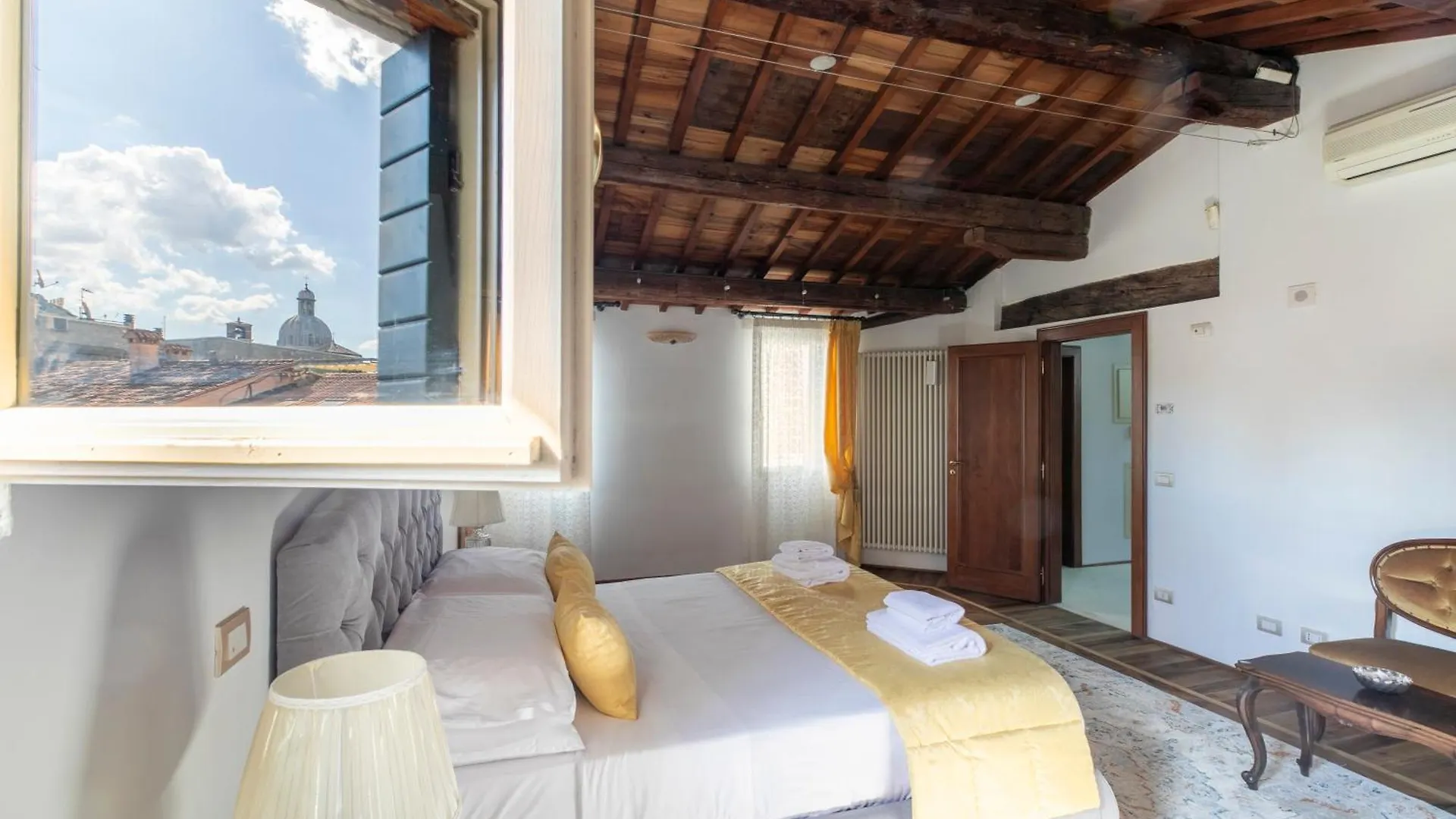 Apartmán La Terrazza Sulle Piazze - Centro Storico Padova